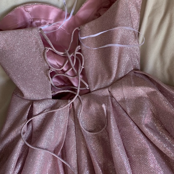 Pink formal dress - Picture 4 of 4